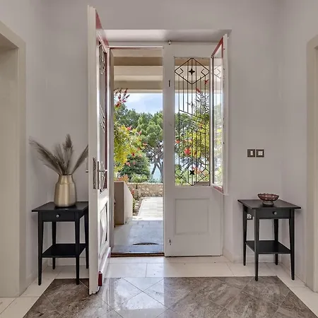Promesa فيلة ماكارسكا